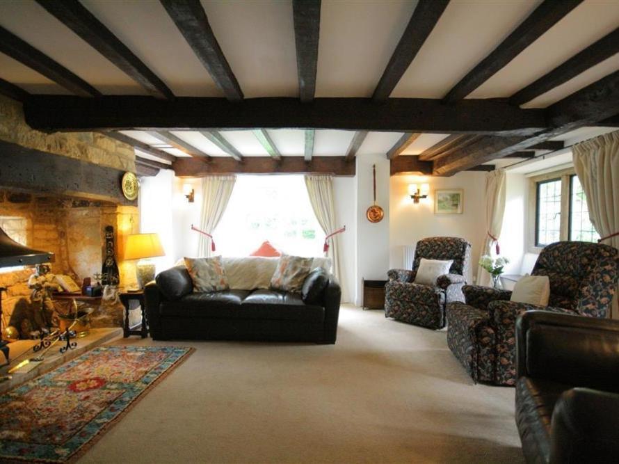 Tumbledown Villa Broadway  Bagian luar foto