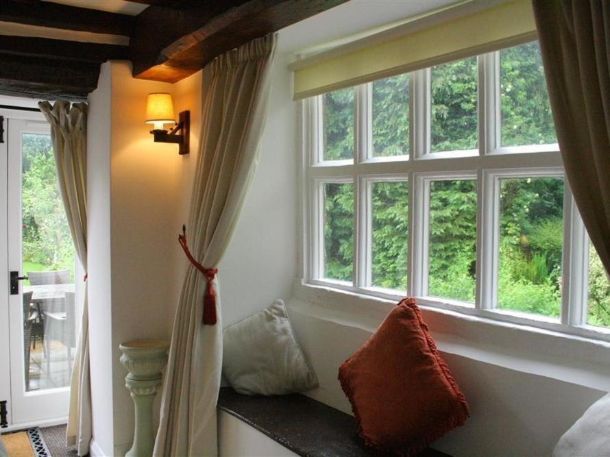 Tumbledown Villa Broadway  Bagian luar foto