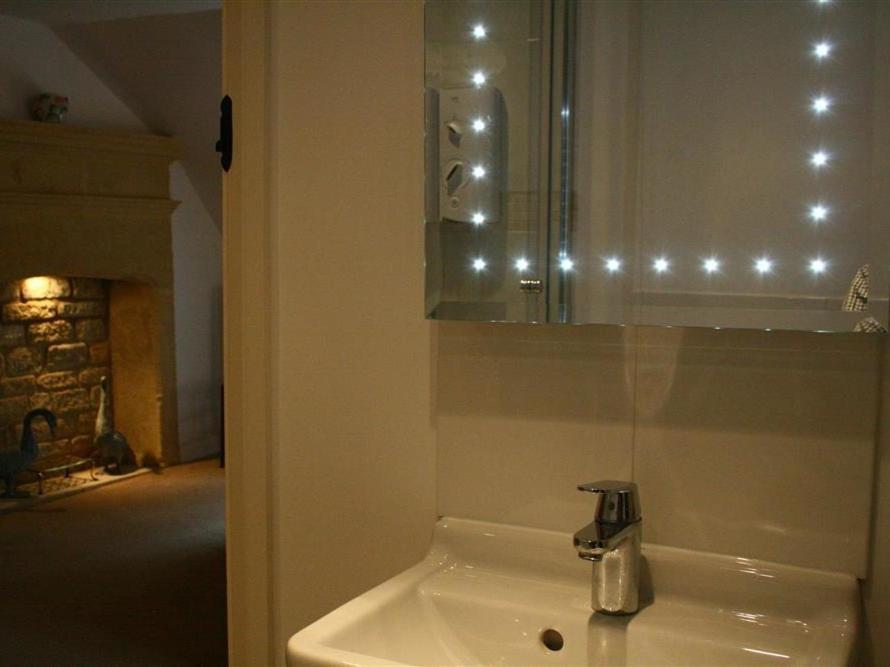 Tumbledown Villa Broadway  Bagian luar foto
